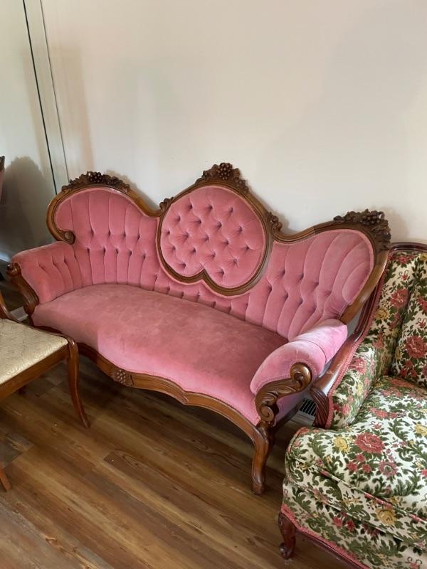ONE DAY SALE! NORTH NASHVILLE ESTATE SALE!!