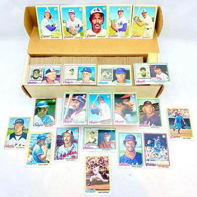 1978 Topps Baseball Complete 726 Card Set-Dozens Autographed Rookie & Hall of Famers