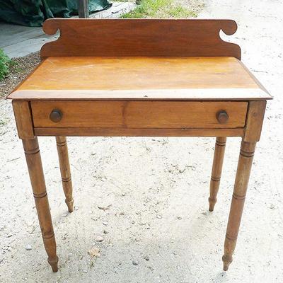 antique 1 drw stand or desk
