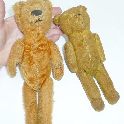 antique teddy bears, old toys