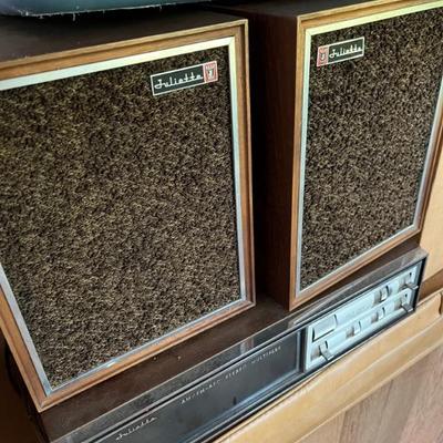 Stereo 
