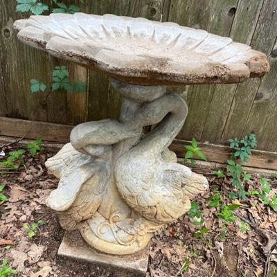 Swan Birdbath 