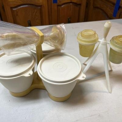 Tupperware 