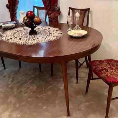 MCM Holman Dining Table and Chairs 