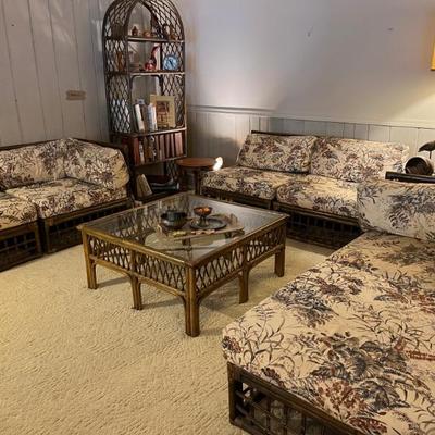 1970s rattan sectional, 6 pieces, 2 etageres, coffee table and end table