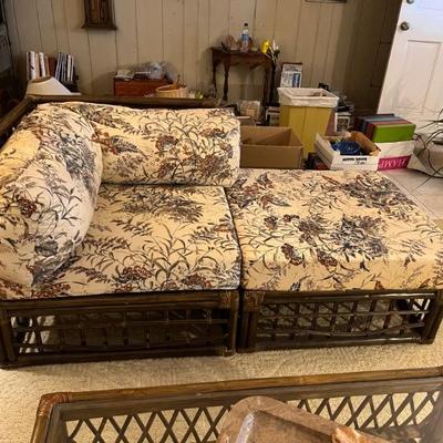 1970s rattan sectional, 6 pieces, 2 etageres, coffee table and end table