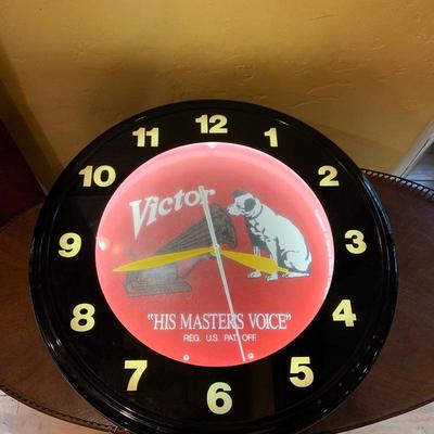 Beautiful And Collectibles Vintage VICTOR RCA Wall Clock With Nipper Dog Phonograph Image.