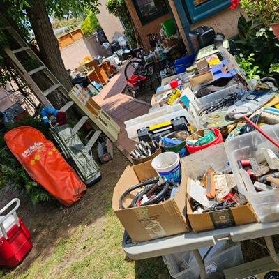 Estate sale photo