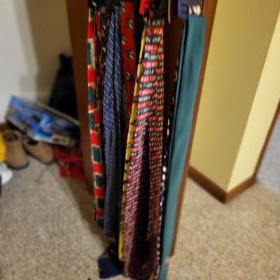Mens ties