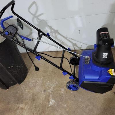 Snow blower