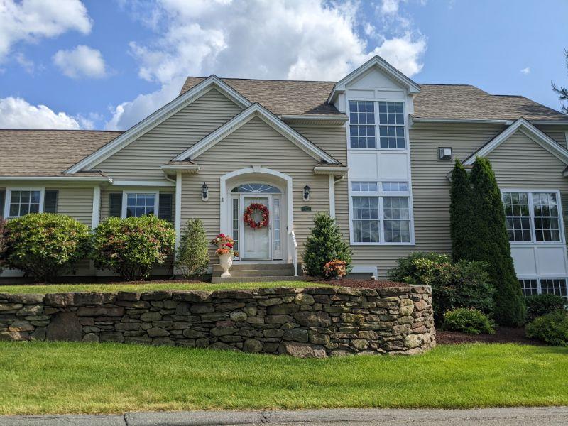 Spotless Luxury Condo in Wilbraham Everything goes!