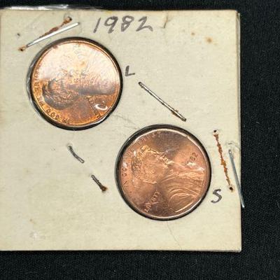 Six 1982 Copper Pennies Large & Small Date
