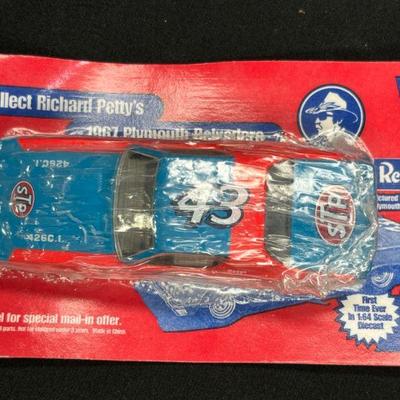 Wisk Promotional Richard Petty Plymouth Belvedere