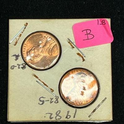 Six 1982 Copper Pennies Large & Small Date