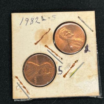 Six 1982 Copper Pennies Large & Small Date