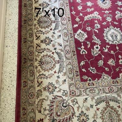 7'x10' olefin rug