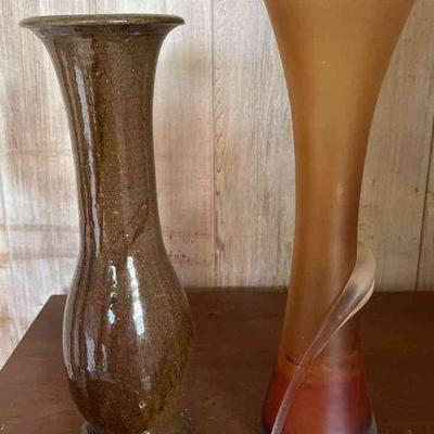 KVF008 Two Vintage Vases 