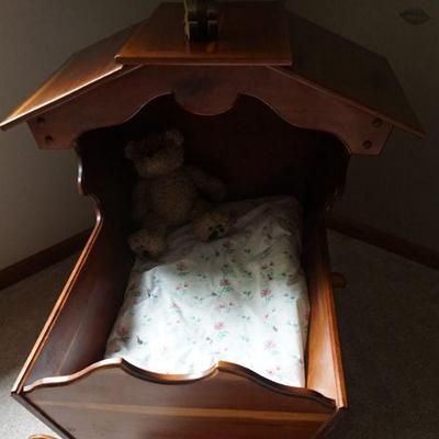Hand Made/Crafted Solid Wood Cradle