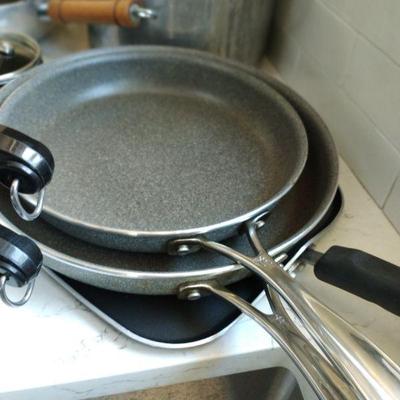 Henckels Pans