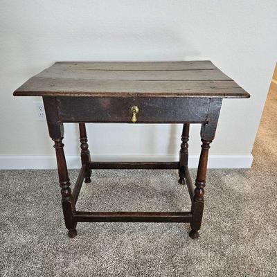 1800s Antique End Table