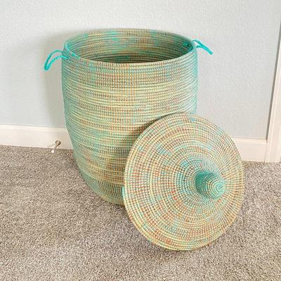 Large Woven Laundry Basket with Lid