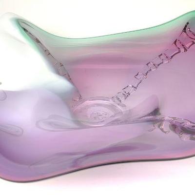 The Studio on 24 (Lewes DE) Art Glass Centerpiece