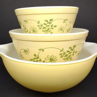 3 Pyrex Shenandoah Bowls