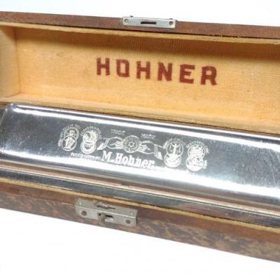 Hohner Chromonika III Harmonica w/ Case