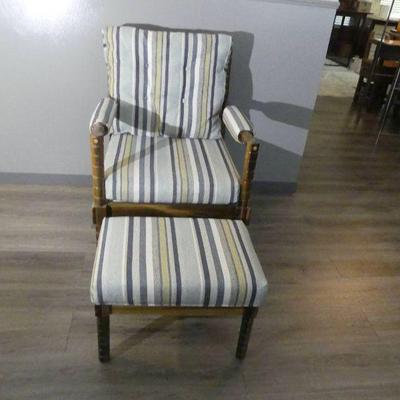 Solid Wood Chair with 2 Cushions and Upholstered Ottoman