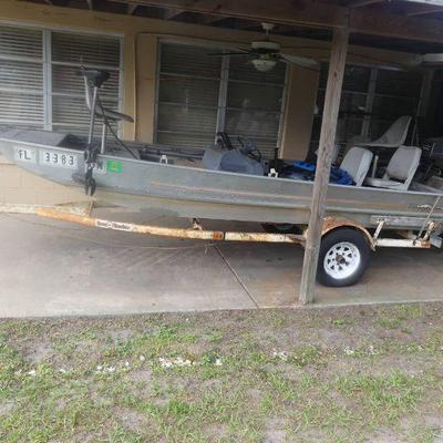 1985 15' Aluminum Bass Tracker Boat with Force 40 by Mercury Marine Motor and Trailer