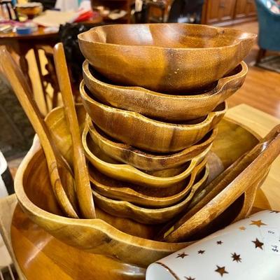 Wooden bowls 