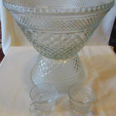 punch bowl w/pedestal (12 cups)