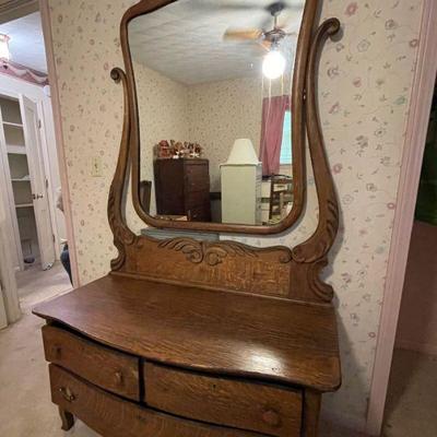 antique dresser *& swivel mirror w/3 drawers
