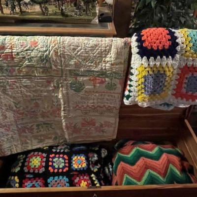 quilt, crochet afghans