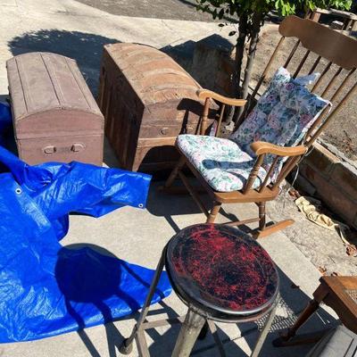Estate sale photo