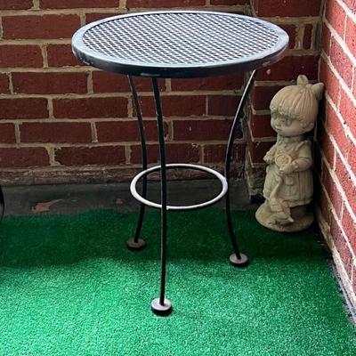Wr iron pirch table - 1 of 2