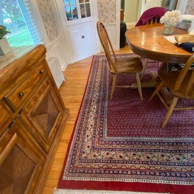 Many oriental rugs, scatter, roomsize, runnersâ€¦
