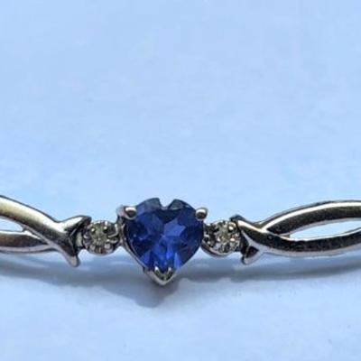 10k white gold heart shaped sapphire diamond bracelet