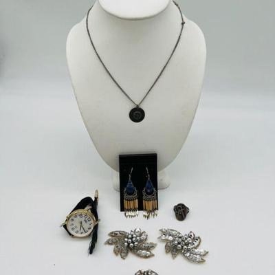 Mixed Jewelry incl. Sterling Silver
