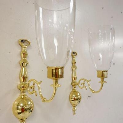 1116	2 BRASS WALL CANDLE SCONCES W/GLASS SHADES, APPROXIMATELY 16 IN HIGH

