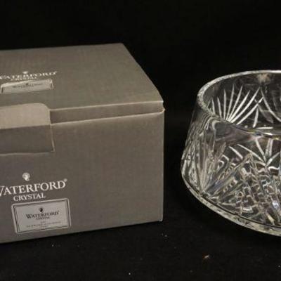 1146	WATERFORD CRYSTAL BOWL, APPROXIMATELY 9 IN X 5 IN HIGH
