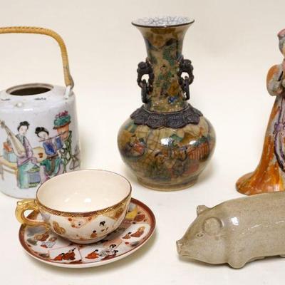 1103	LOT OF ASSORTED ASIAN POTTERY & CHINA
