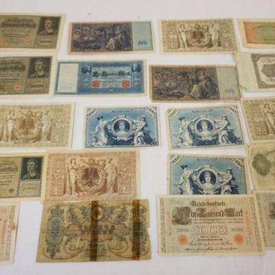 1269	GROUP OF ASSORTED FOREIGN PAPER CURRENCY
