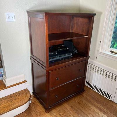 WOOD MEDIA CABINET | Office storage cabinet/filing cabinet with two shelves (h. 12.5 in each) and two filing drawers. - l. 34 x w. 20 x...
