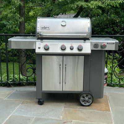 WEBER GS4 GRILL | Stainless steel Weber high-performance grill, with a Weber soft cover, and with three tanks (one full, one approx. half...