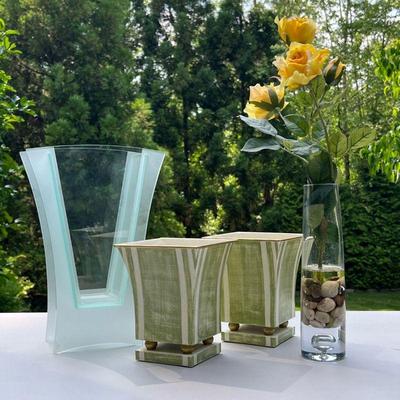 (4PC) MIXED DECOR | Including a pair of tole planters, a faux flower vase, and a rectangular glass vase (h. 12 in). 