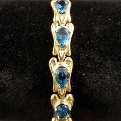 "Treasure Chest in River Island" Evans, GA. Starts Closing 8pm Mon 6/26. Pickup on Wed 6/28 12-6p. Please click here to see...