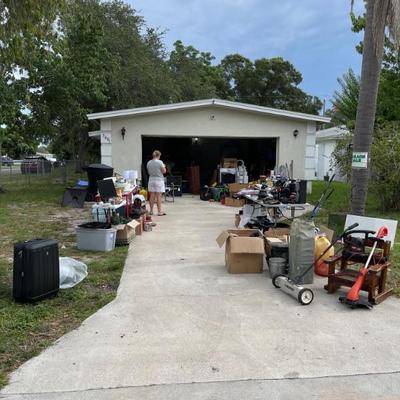 Estate sale photo