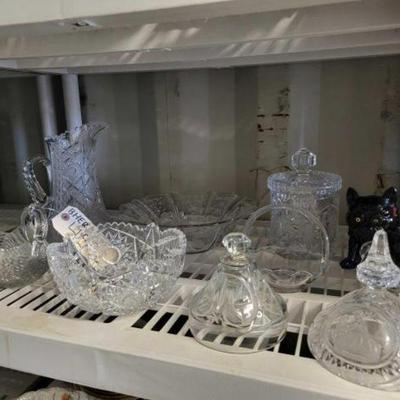 #4522 â€¢ Vintage Glassware and Glass Dog Figurine
