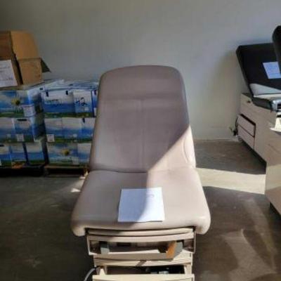 #2016 â€¢ Ritter 305 Stirrup Positioning Chair
